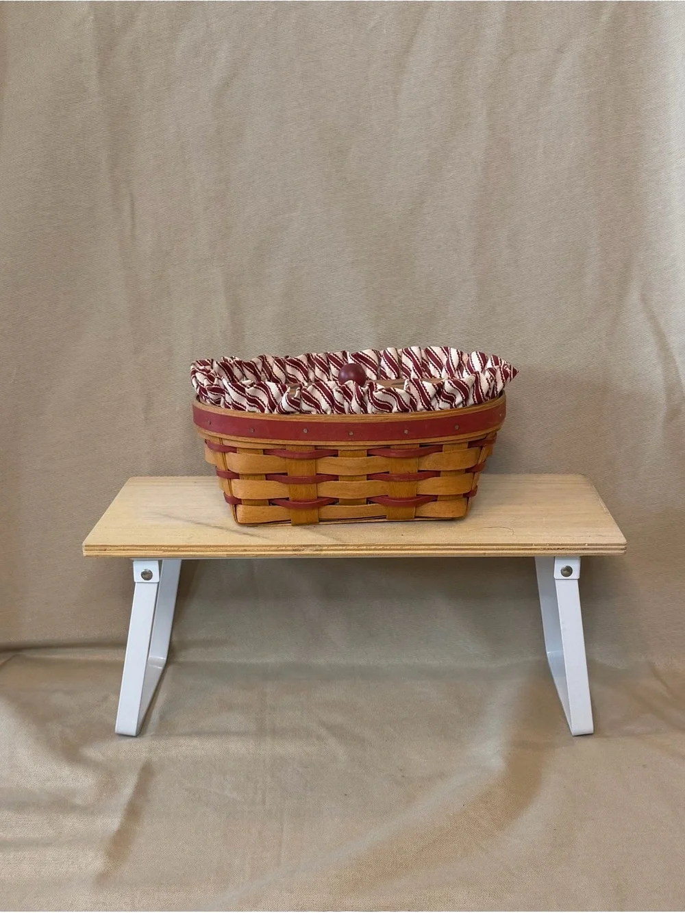 Longaberger Red & Natural Woven Basket with Patterned Fabric Liner Hearts Lid